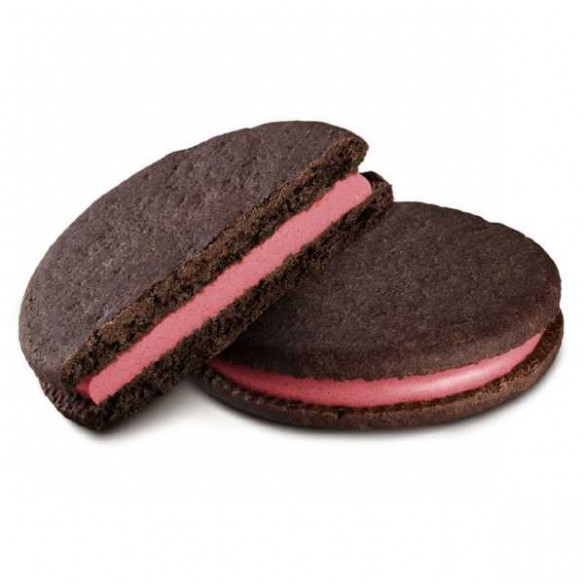 Meiji Rich Strawberry Biscuits 99 g