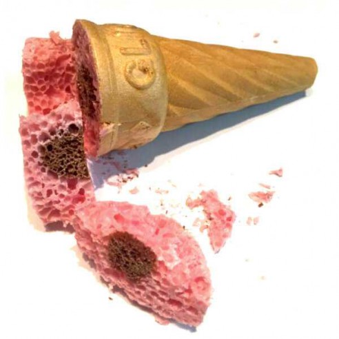 Glico Giant Caplico Strawberry 35 g