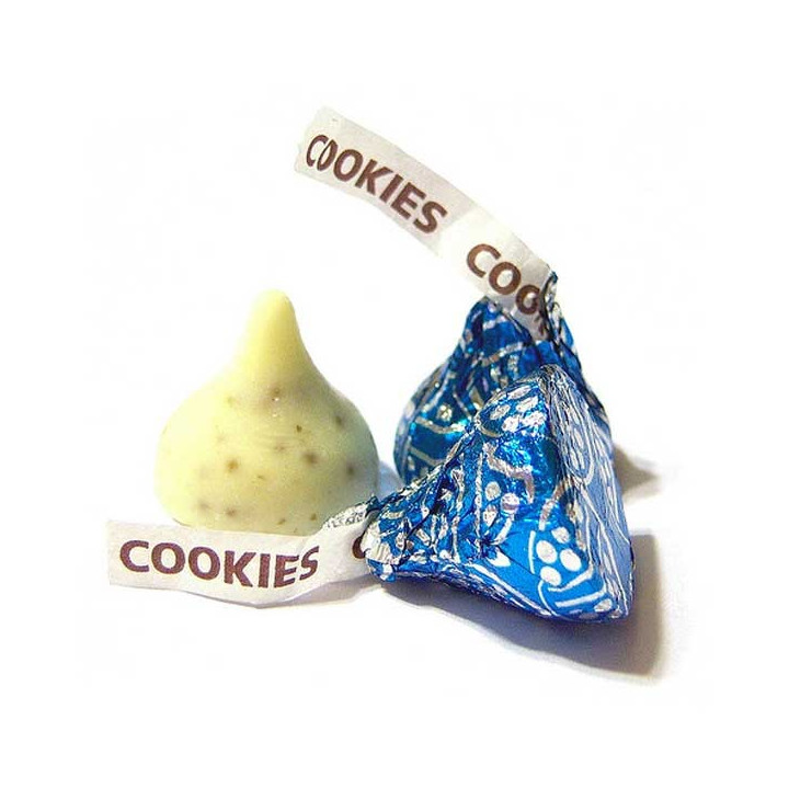 Hershey's Kisses Cookies & Creme Share Pack